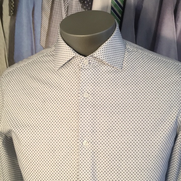 Shirt - Picture 2 of 4